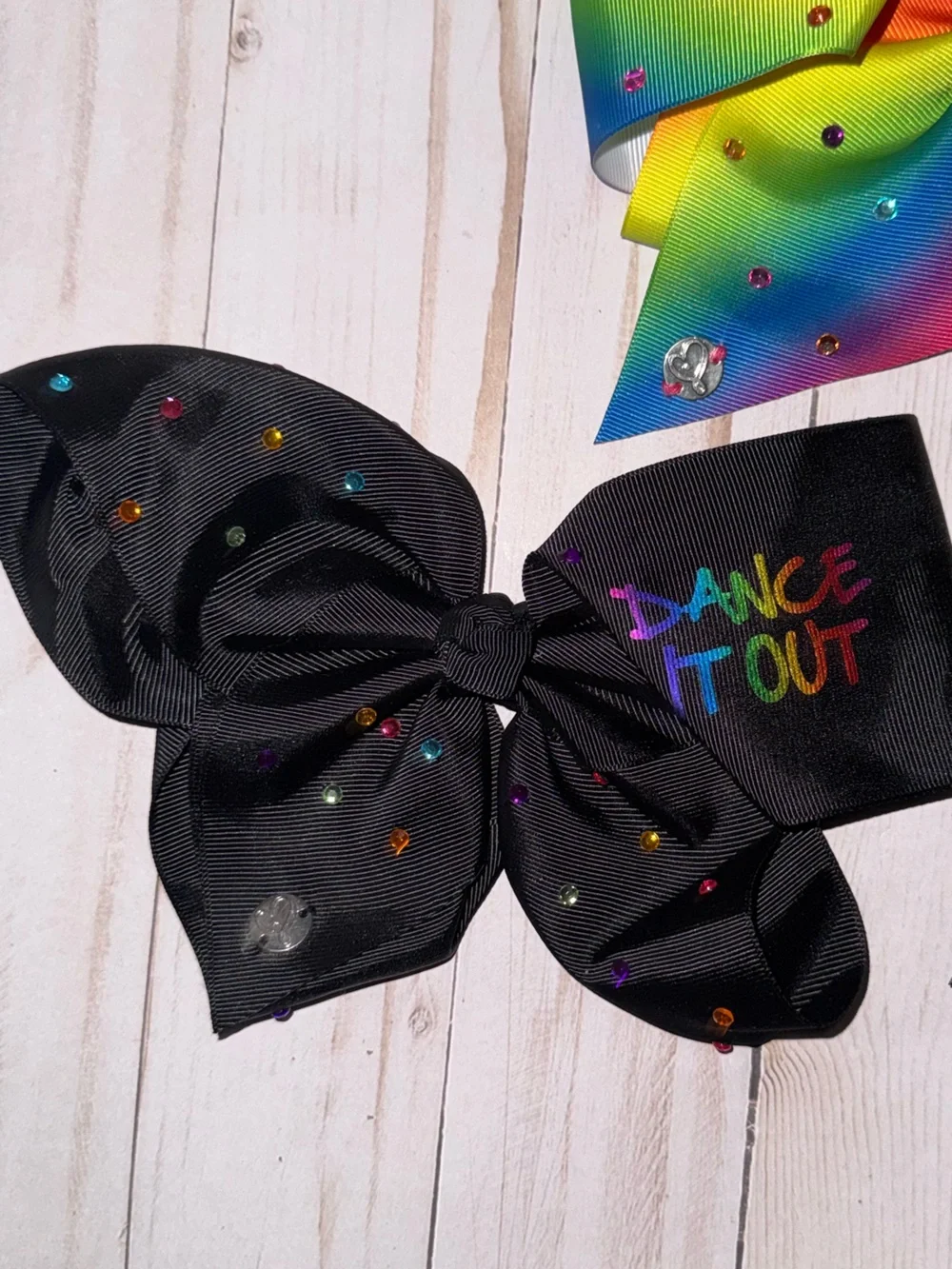Jojo bows